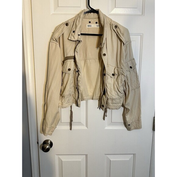 BKE Jacket Women’s small Beige Utility Cropped Motto Casual Ladies Bohemian - Picture 1 of 3